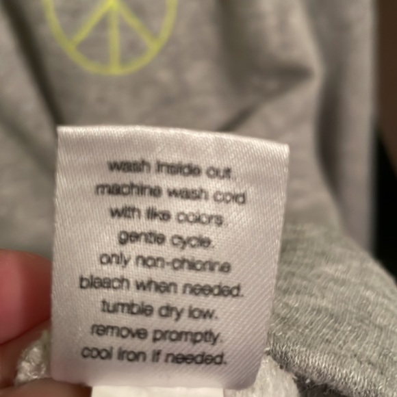 Peace sign hoodie - Picture 5 of 5